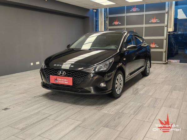 Hyundai Solaris II Рестайлинг с пробегом 2021 года, цена 1 418 000 рублей, 132000 км, седан, Автокод Объявления
