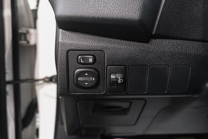 Toyota Corolla XI (E160 E170 E180) с пробегом 2014 года, цена 1 209 000 рублей, 111500 км, седан, Автокод Объявления
