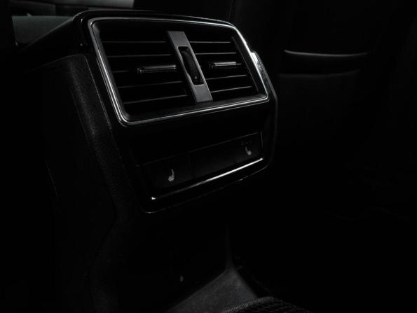 Skoda Karoq I с пробегом 2020 года, цена 2 195 000 рублей, 132857 км, внедорожник, Автокод Объявления