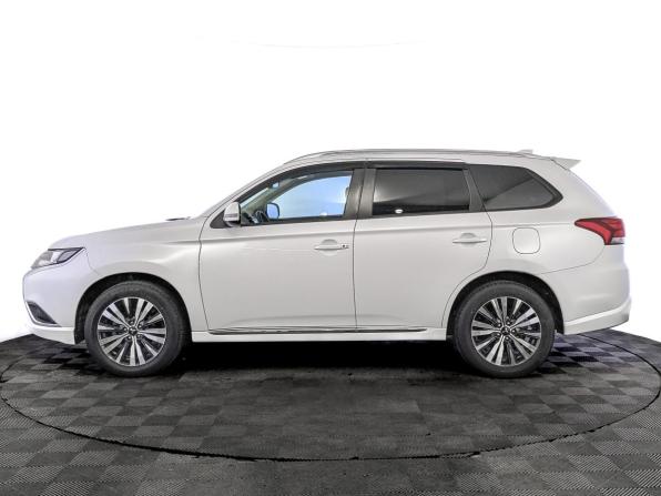 Mitsubishi Outlander III Рестайлинг 3 с пробегом 2022 года, цена 2 550 000 рублей, 25553 км, внедорожник, Автокод Объявления