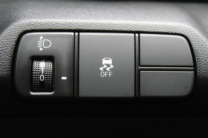 Hyundai Elantra VII (CN7) с пробегом 2020 года, цена 2 190 000 рублей, 19000 км, седан, Автокод Объявления