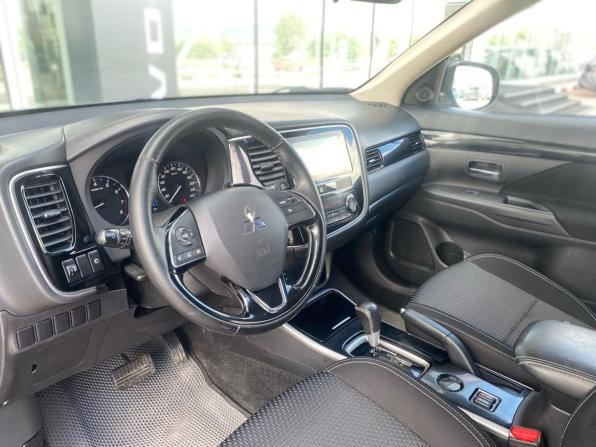Mitsubishi Outlander III Рестайлинг 2 с пробегом 2018 года, цена 1 630 000 рублей, 195412 км, внедорожник, Автокод Объявления