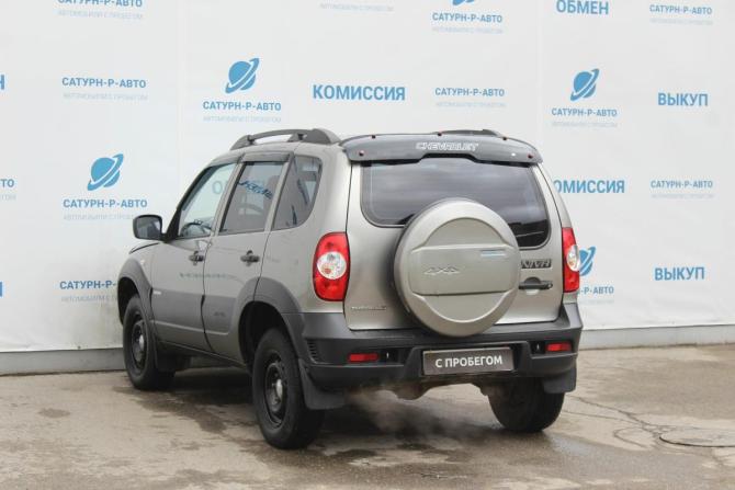Chevrolet Niva I Рестайлинг с пробегом 2015 года, цена 555 000 рублей, 145000 км, внедорожник, Автокод Объявления