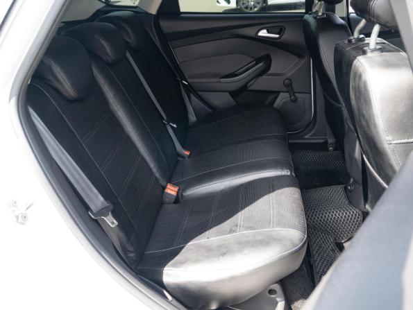 Ford Focus III с пробегом 2013 года, цена 680 000 рублей, 297852 км, хэтчбек, Автокод Объявления