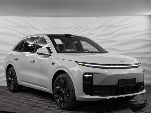 Новый Li Auto (Lixiang) L6 2025 года, цена 8 790 000 рублей, внедорожник, Автокод Объявления
