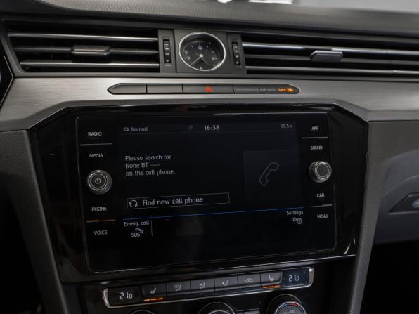 Volkswagen Arteon I Рестайлинг с пробегом 2020 года, цена 2 950 000 рублей, 67921 км, хэтчбек, Автокод Объявления