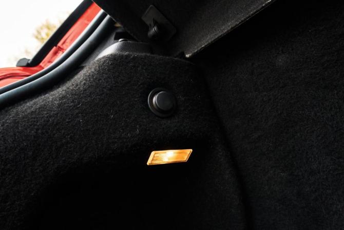Mini Hatch II (R56) Рестайлинг с пробегом 2013 года, цена 1 369 000 рублей, 123804 км, хэтчбек, Автокод Объявления
