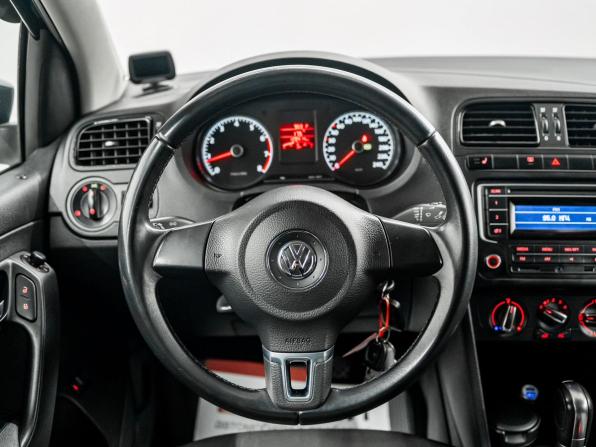 Volkswagen Polo V с пробегом 2014 года, цена 925 000 рублей, 120000 км, седан, Автокод Объявления