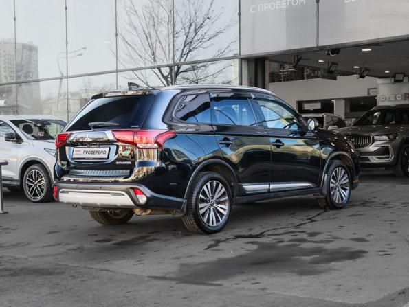 Mitsubishi Outlander III Рестайлинг 3 с пробегом 2018 года, цена 1 860 000 рублей, 142839 км, внедорожник, Автокод Объявления