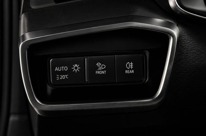 Audi A6 V (C8) с пробегом 2021 года, цена 3 609 000 рублей, 130000 км, седан, Автокод Объявления