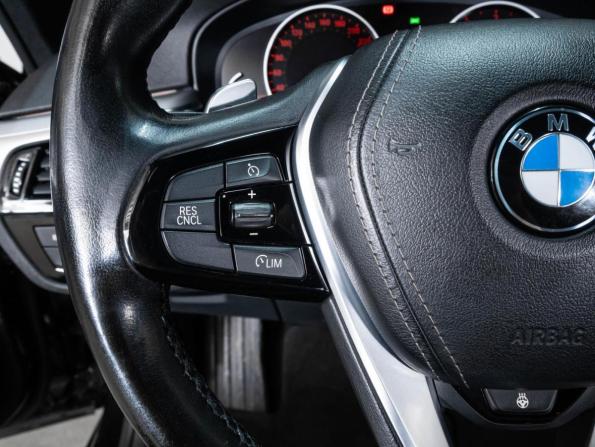 BMW 5 серии VII (G30/G31/G38) с пробегом 2018 года, цена 2 980 000 рублей, 168246 км, седан, Автокод Объявления