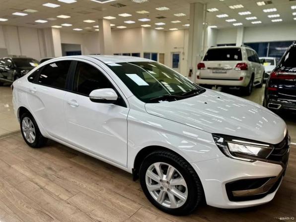 Lada (ВАЗ) Vesta I Рестайлинг (NG) с пробегом 2024 года, цена 1 450 000 рублей, 8000 км, седан, Автокод Объявления