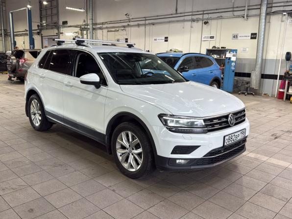 Volkswagen Tiguan II с пробегом 2018 года, цена 2 250 000 рублей, 153252 км, внедорожник, Автокод Объявления