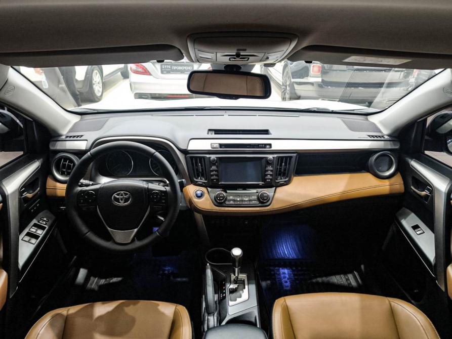 Toyota RAV4 IV (XA40) Рестайлинг Казань  - изображение 17