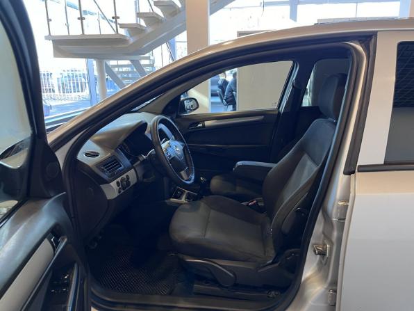 Opel Astra H с пробегом 2006 года, цена 340 000 рублей, 401179 км, хэтчбек, Автокод Объявления