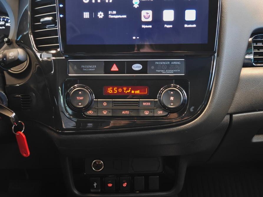 Mitsubishi Outlander III Рестайлинг 3 Санкт-Петербург  - изображение 12