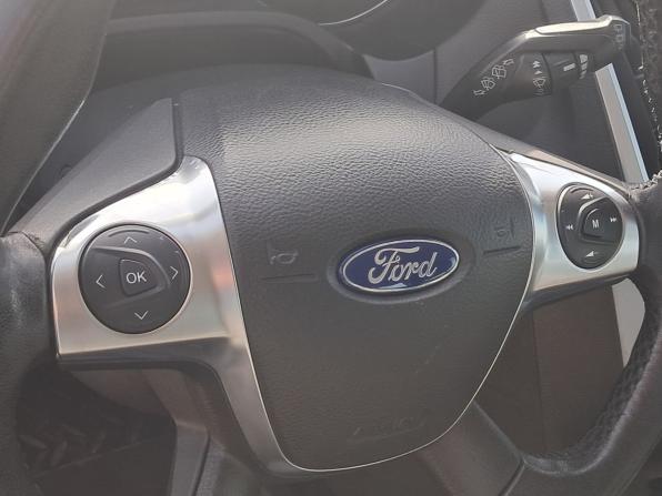 Ford Focus III с пробегом 2013 года, цена 720 000 рублей, 174145 км, универсал, Автокод Объявления