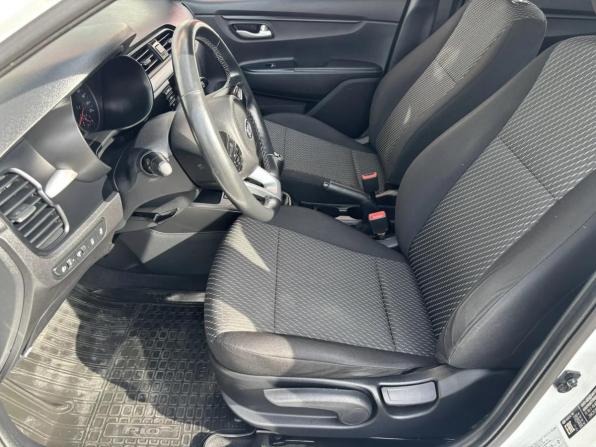 Kia Rio IV с пробегом 2019 года, цена 1 492 233 рубля, 141951 км, хэтчбек, Автокод Объявления