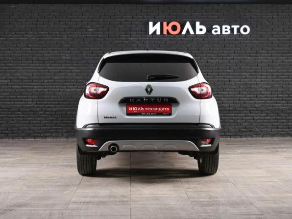Renault Kaptur I с пробегом 2016 года, цена 1 500 000 рублей, 75376 км, внедорожник, Автокод Объявления