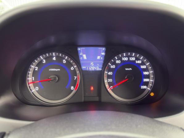 Hyundai Solaris I с пробегом 2013 года, цена 850 000 рублей, 112833 км, седан, Автокод Объявления
