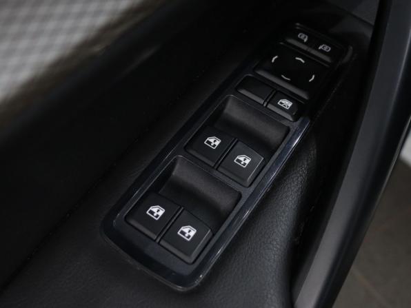 Lada (ВАЗ) Vesta I Рестайлинг (NG) с пробегом 2023 года, цена 1 330 000 рублей, 49336 км, седан, Автокод Объявления