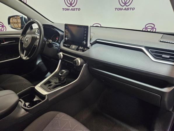 Toyota RAV4 V (XA50) с пробегом 2021 года, цена 3 019 000 рублей, 106408 км, внедорожник, Автокод Объявления