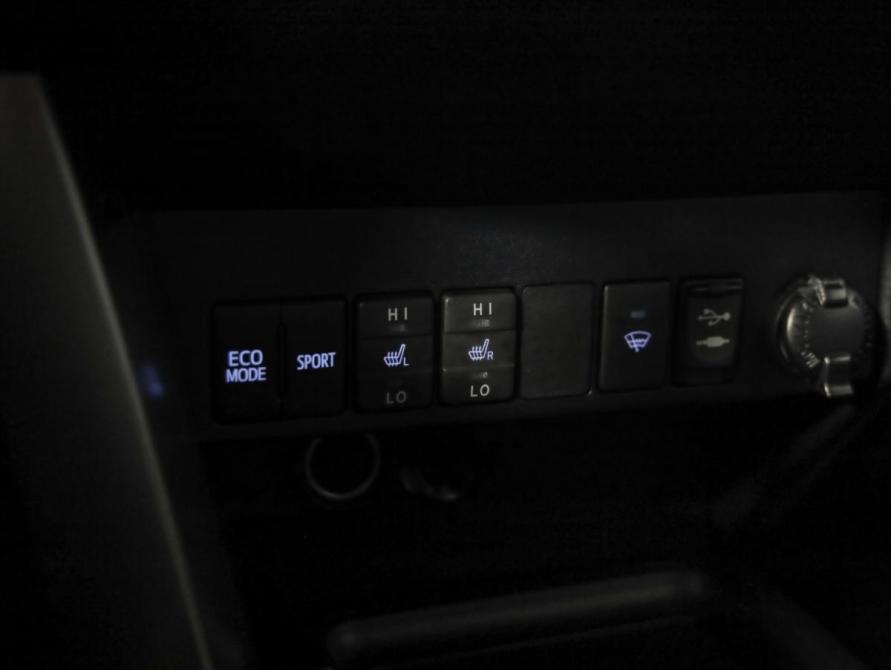 Toyota RAV4 IV (XA40) Санкт-Петербург  - изображение 18