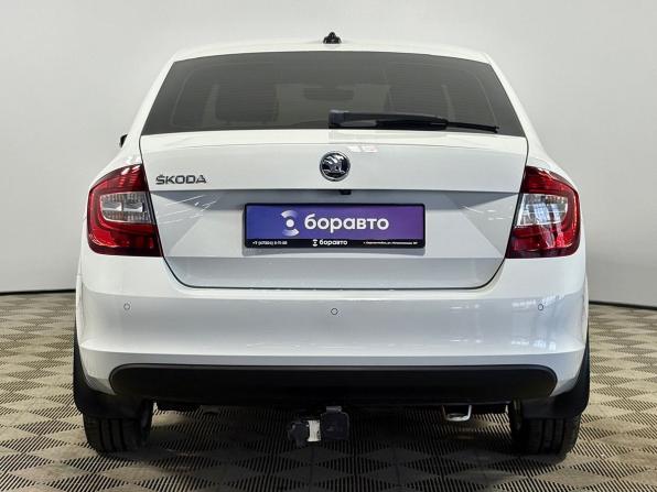 Skoda Rapid I Рестайлинг с пробегом 2019 года, цена 1 390 000 рублей, 127358 км, лифтбек, Автокод Объявления