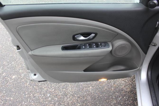 Renault Megane III с пробегом 2010 года, цена 527 000 рублей, 352246 км, хэтчбек, Автокод Объявления
