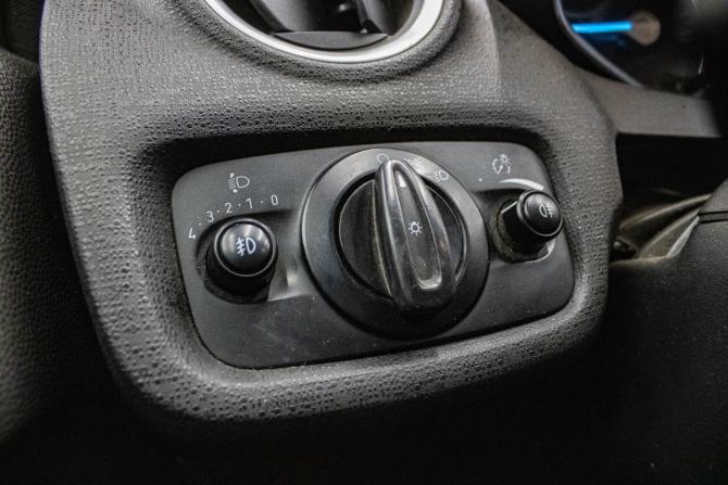 Ford Fiesta Mk6 Рестайлинг с пробегом 2015 года, цена 539 000 рублей, 161430 км, хэтчбек, Автокод Объявления