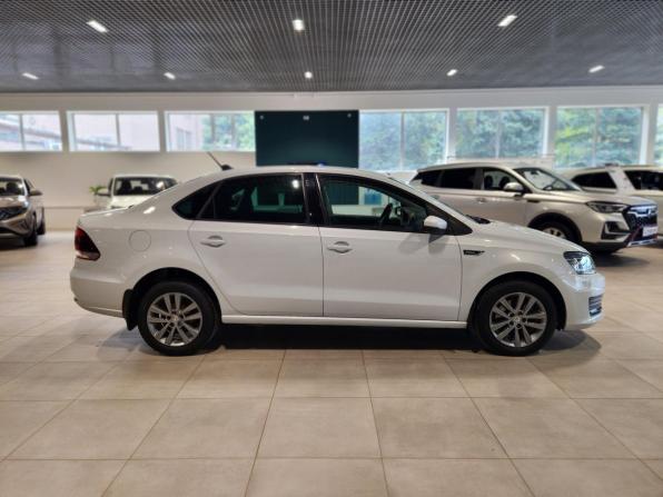 Volkswagen Polo V Рестайлинг с пробегом 2019 года, цена 1 300 000 рублей, 109000 км, седан, Автокод Объявления