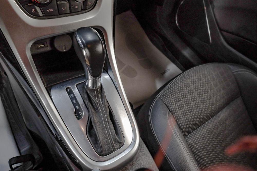 Opel Astra J Рестайлинг Челябинск  - изображение 15