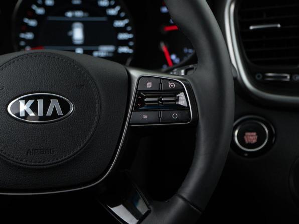 Kia Sorento III Prime Рестайлинг с пробегом 2018 года, цена 2 868 055 рублей, 87321 км, внедорожник, Автокод Объявления