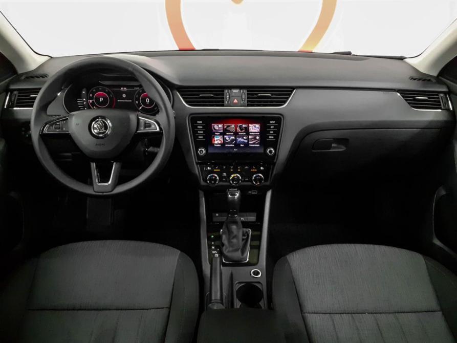 Skoda Octavia III (A7) Рестайлинг Москва  - изображение 9