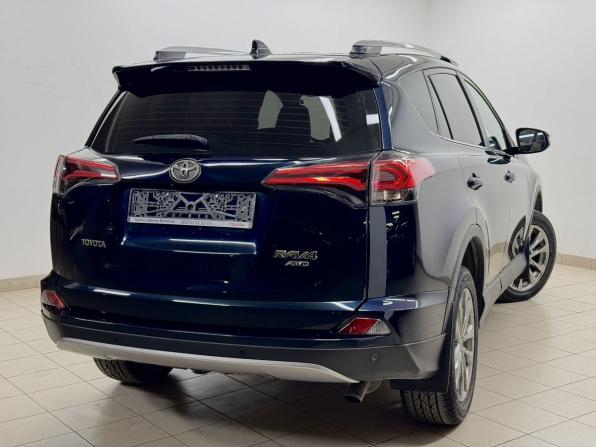 Toyota RAV4 IV (XA40) Рестайлинг с пробегом 2018 года, цена 2 760 000 рублей, 138000 км, внедорожник, Автокод Объявления