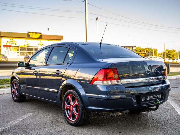 Opel Astra H Рестайлинг с пробегом 2008 года, цена 498 000 рублей, 219353 км, седан, Автокод Объявления