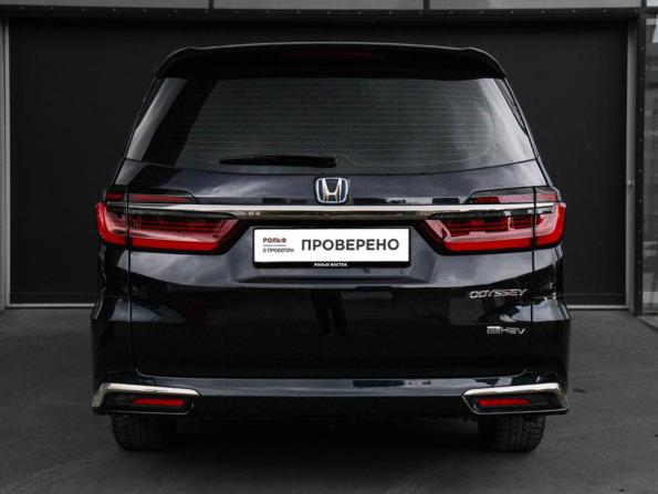 Honda Odyssey V Рестайлинг 2 с пробегом 2024 года, цена 4 400 000 рублей, 10577 км, минивэн, Автокод Объявления