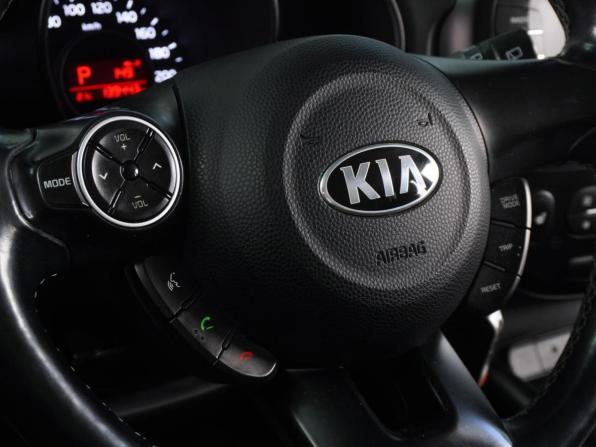 Kia Soul II Рестайлинг с пробегом 2018 года, цена 1 499 000 рублей, 139443 км, хэтчбек, Автокод Объявления