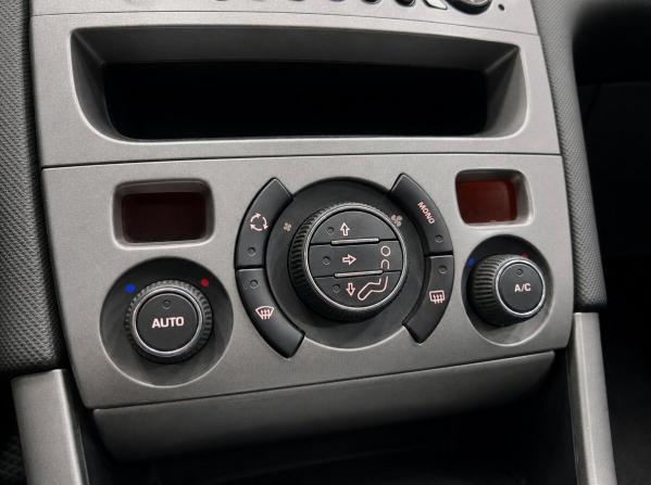 Peugeot 308 I с пробегом 2008 года, цена 480 000 рублей, 141118 км, хэтчбек, Автокод Объявления
