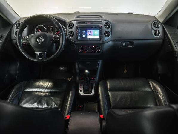 Volkswagen Tiguan I Рестайлинг с пробегом 2012 года, цена 1 219 000 рублей, 384679 км, внедорожник, Автокод Объявления