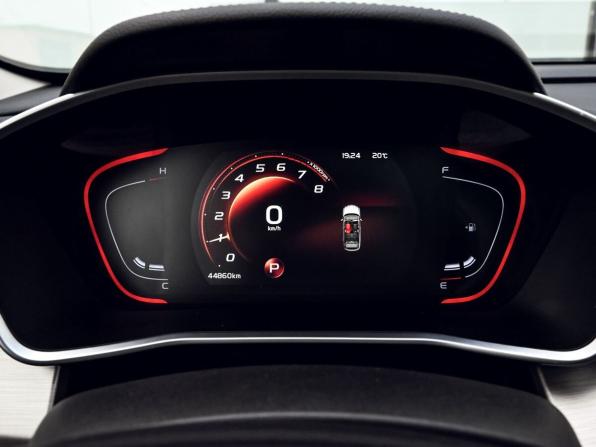 Geely Coolray I с пробегом 2022 года, цена 1 799 000 рублей, 44859 км, внедорожник, Автокод Объявления