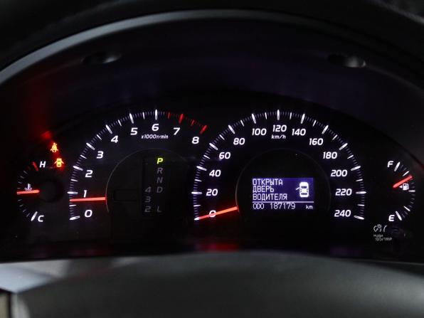 Toyota Camry VI (XV40) Рестайлинг с пробегом 2011 года, цена 1 140 000 рублей, 187178 км, седан, Автокод Объявления