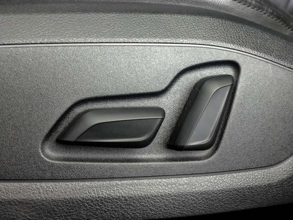 Audi A4 V (B9) Рестайлинг с пробегом 2022 года, цена 4 115 500 рублей, 23700 км, седан, Автокод Объявления