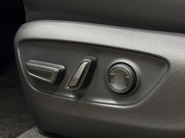 Toyota Land Cruiser Prado 250 Series с пробегом 2026 года, цена 11 800 000 рублей, 22 км, внедорожник, Автокод Объявления