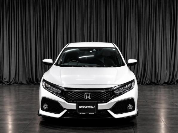 Honda Civic X с пробегом 2018 года, цена 2 089 000 рублей, 106156 км, хэтчбек, Автокод Объявления