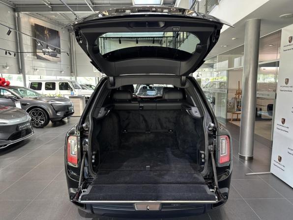 Rolls-Royce Cullinan I (Series I) с пробегом 2021 года, цена 35 990 000 рублей, 39400 км, внедорожник, Автокод Объявления