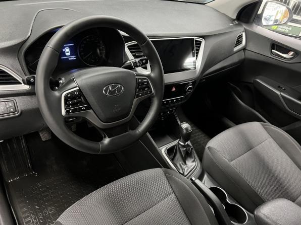 Hyundai Solaris II с пробегом 2019 года, цена 1 170 000 рублей, 144583 км, седан, Автокод Объявления