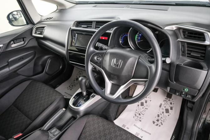 Honda Fit III с пробегом 2016 года, цена 1 039 000 рублей, 110000 км, хэтчбек, Автокод Объявления