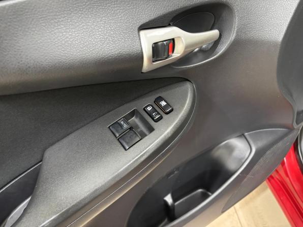 Toyota Corolla X (E140 E150) Рестайлинг с пробегом 2012 года, цена 975 000 рублей, 307713 км, седан, Автокод Объявления