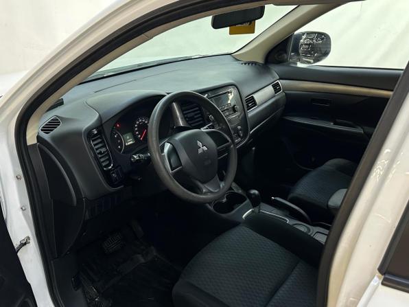 Mitsubishi Outlander III Рестайлинг с пробегом 2014 года, цена 1 100 000 рублей, 240000 км, внедорожник, Автокод Объявления